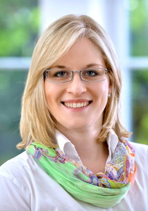 Dr. Julia Pergande
